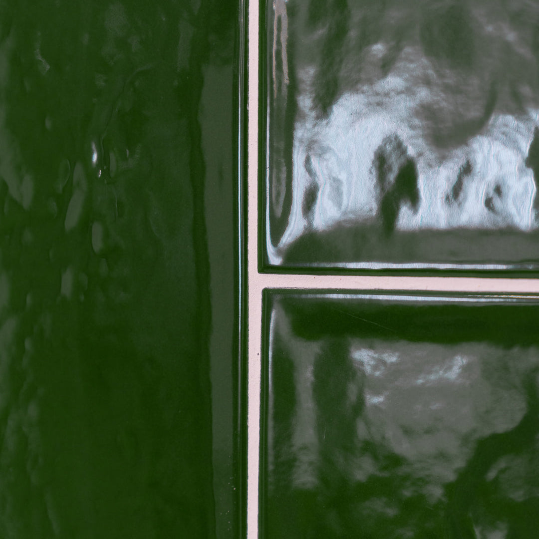 Aqua Flat Verde Bottle Green Metro 10 x 20cm Tile - 1sqm perbox