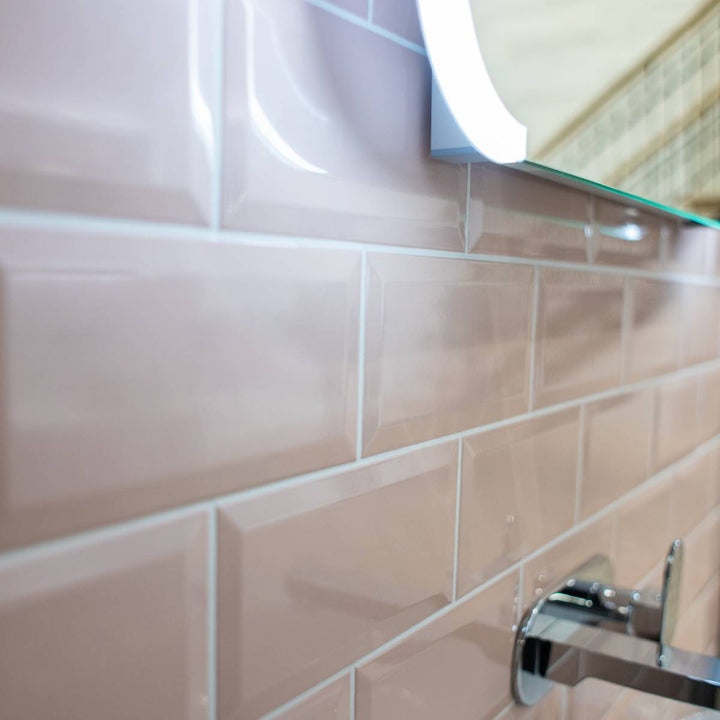 Metro Rosa Pink Biselado Brillo 10 x 20cm Ceramic Tile - 1sqm perbox