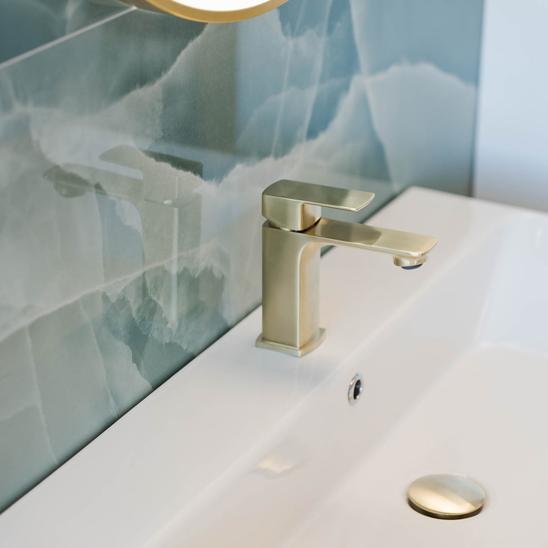 Onyx Turquoise 60 x 120cm Polished Rectified Tile  - 1.44sqm perbox