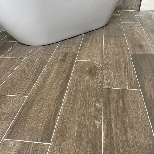 Alberto Cedarwood  22.5 x 90cm Wood Effect Floor Tile - 1.42sqm perbox (12579)